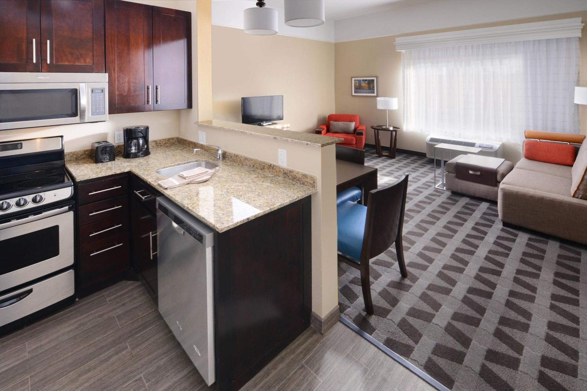 Towneplace Suites By Marriott Houston Galleria Area Exterior photo